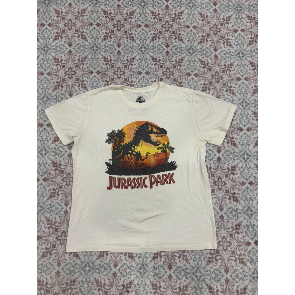 Jurassic Park T-Rex Sunset Graphic T-Shirt Mens Medium Cream TGJ0514-0515